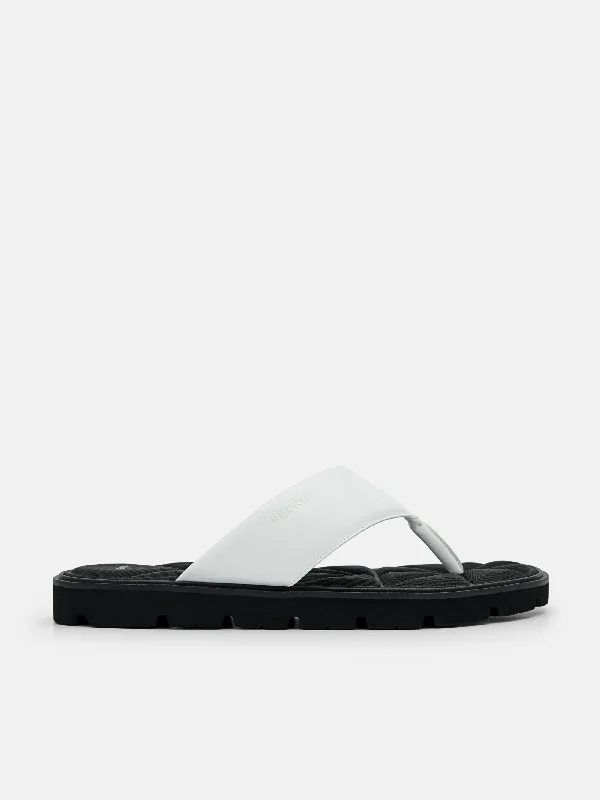 Thong Sandals in Pixel